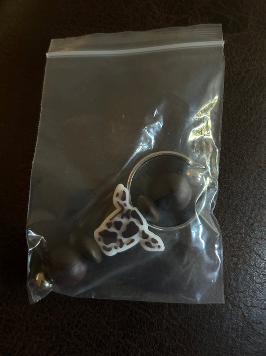 Brown cow head keychain bar