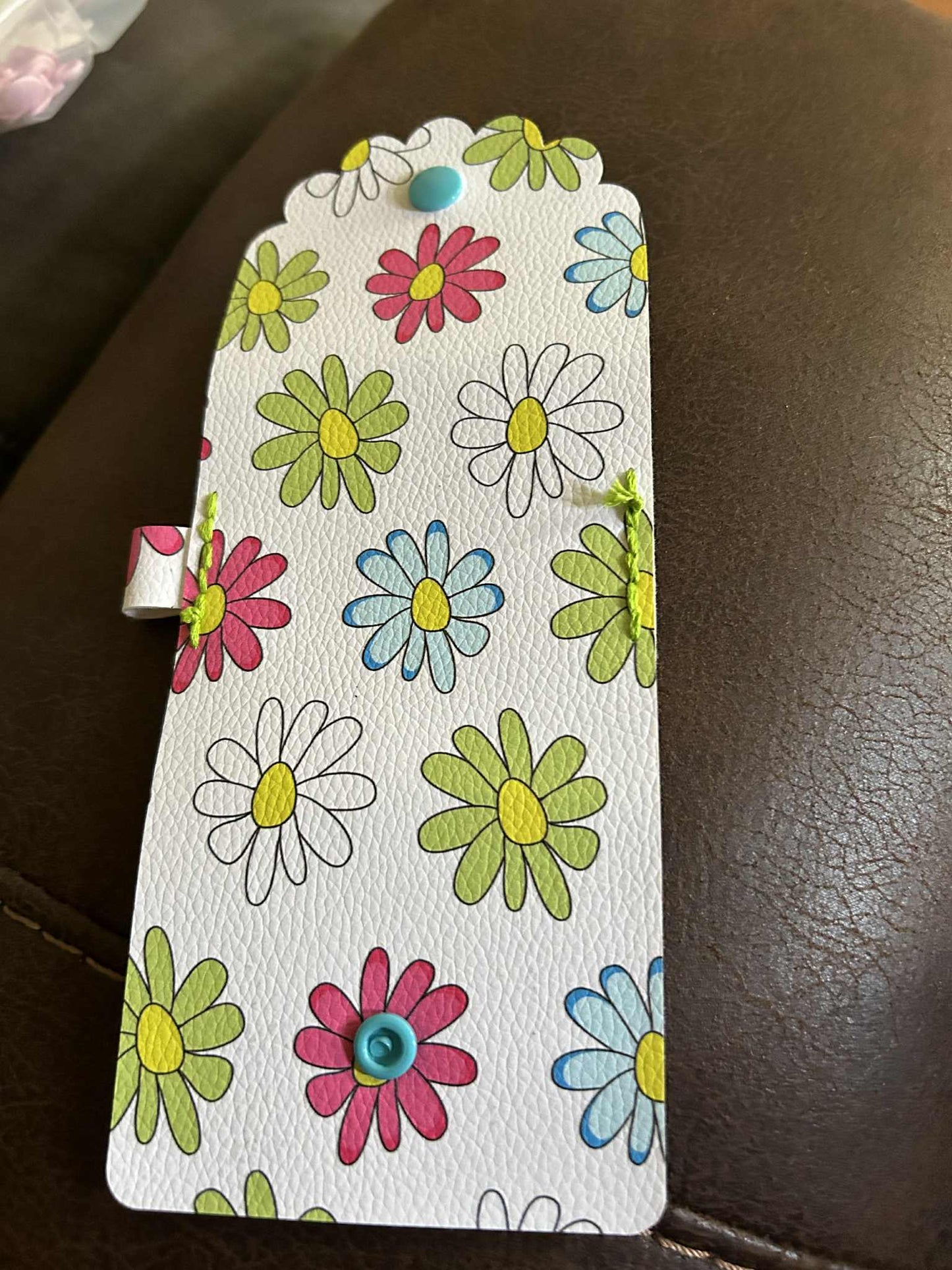Daisy print post it note holder